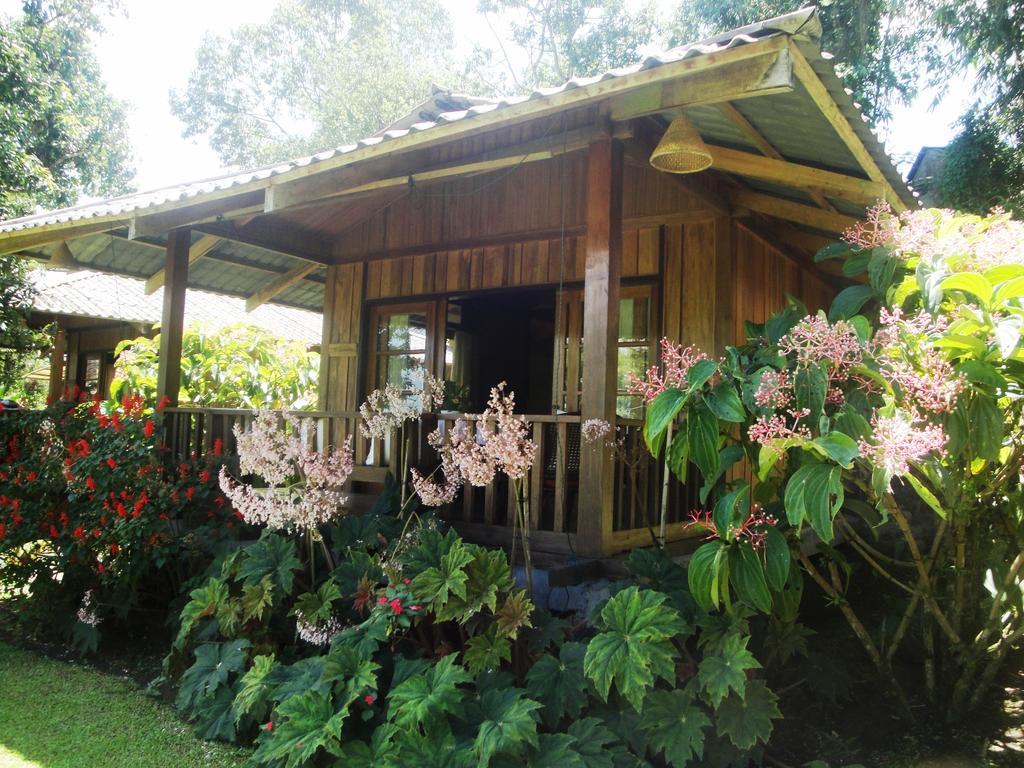 Gardenia Country Inn Tomohon Стая снимка