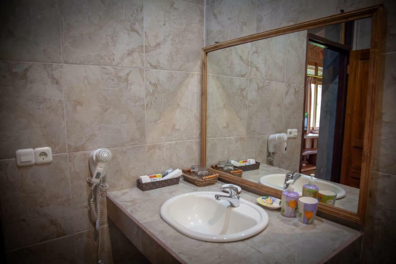 Gardenia Country Inn Tomohon Екстериор снимка